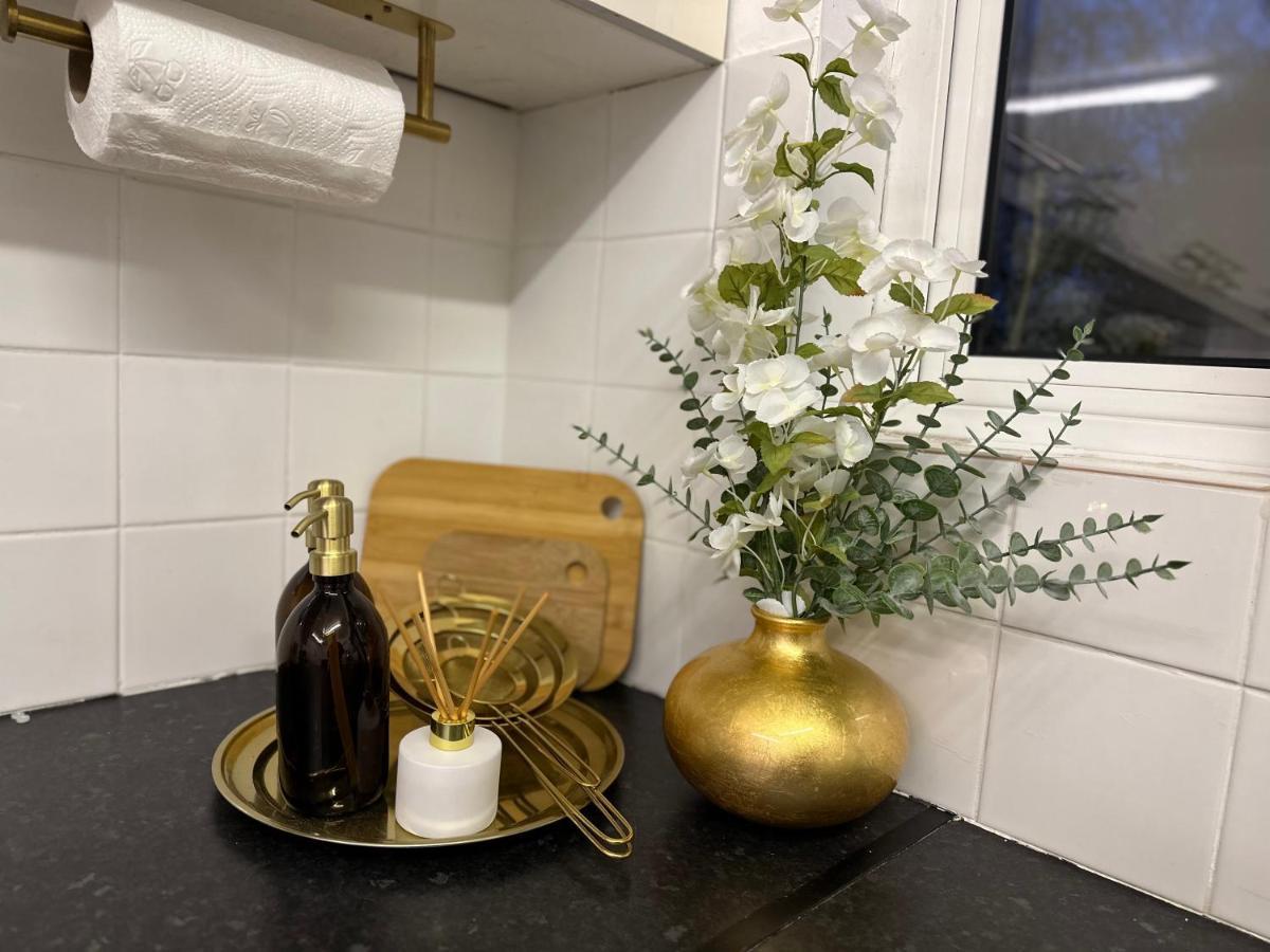 אברגאבני Three Bedroom Rural, Relaxing And Peaceful,Dogs Welcome! With Cymru Holidays מראה חיצוני תמונה