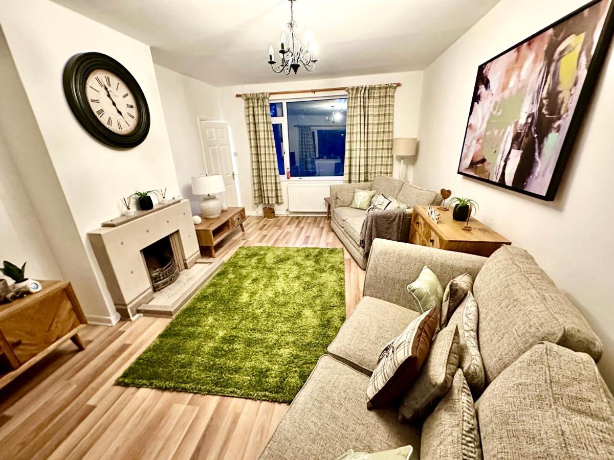 אברגאבני Three Bedroom Rural, Relaxing And Peaceful,Dogs Welcome! With Cymru Holidays מראה חיצוני תמונה