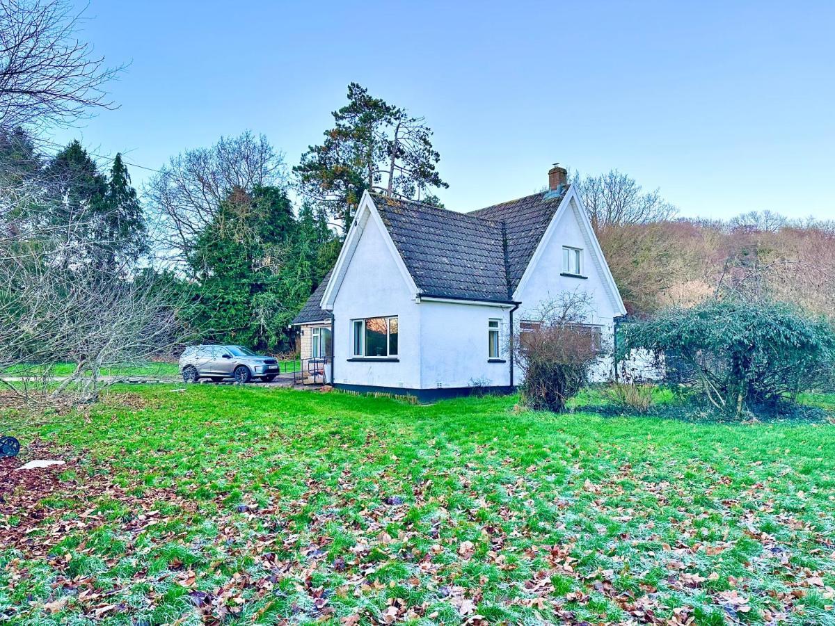 אברגאבני Three Bedroom Rural, Relaxing And Peaceful,Dogs Welcome! With Cymru Holidays מראה חיצוני תמונה