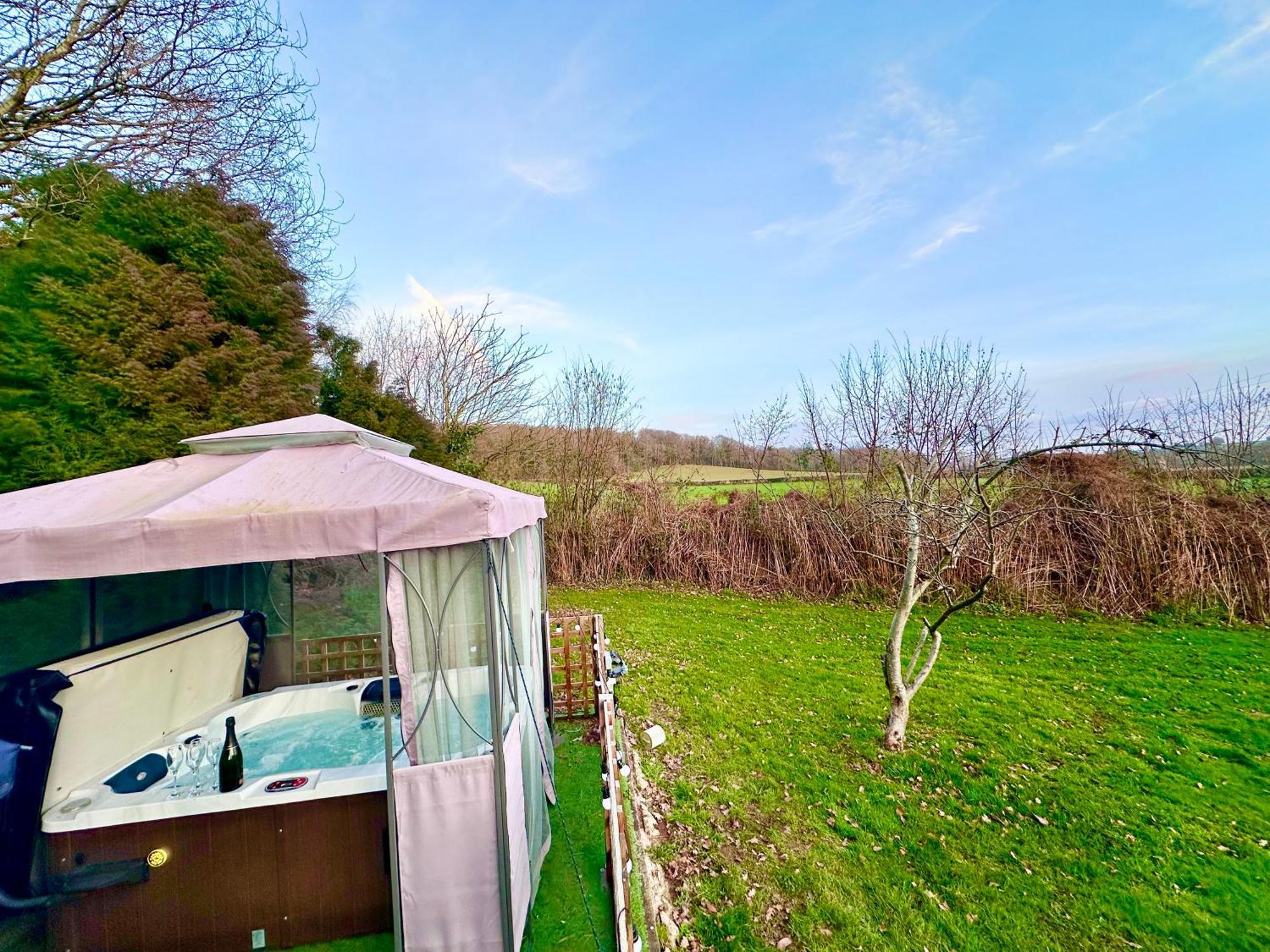 אברגאבני Three Bedroom Rural, Relaxing And Peaceful,Dogs Welcome! With Cymru Holidays מראה חיצוני תמונה